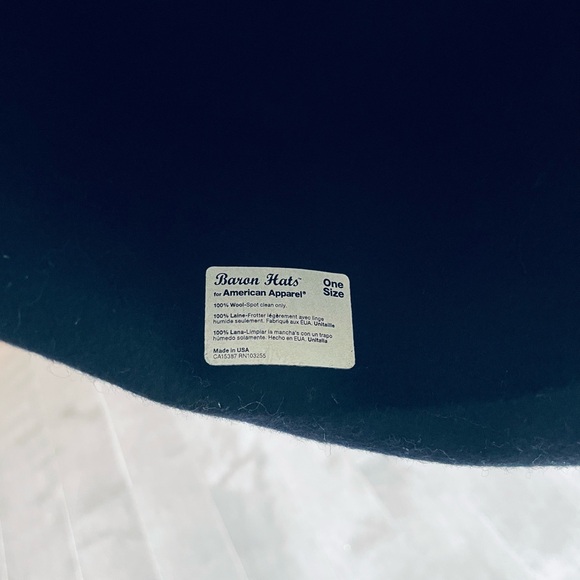 American Apparel wool hat - Picture 4 of 4